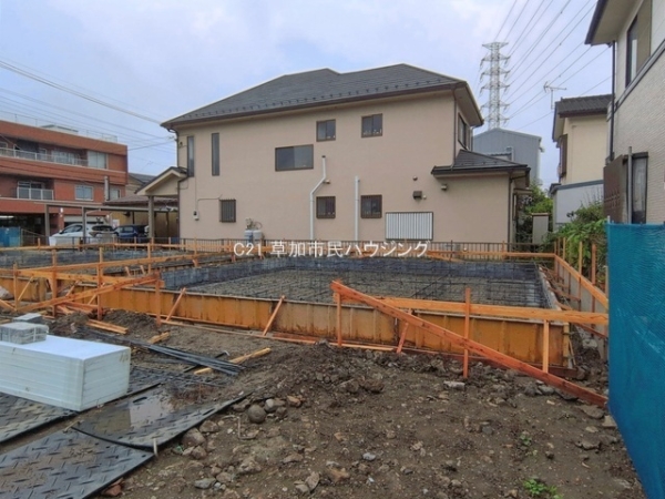 八潮市鶴ケ曽根　新築一戸建て　5期1号棟