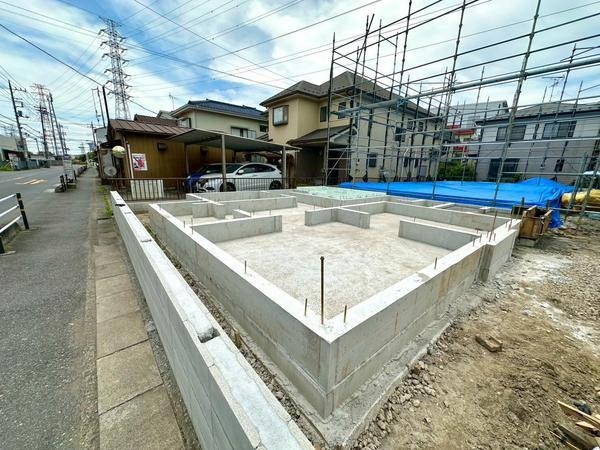 八潮市鶴ケ曽根　新築一戸建て　5期2号棟