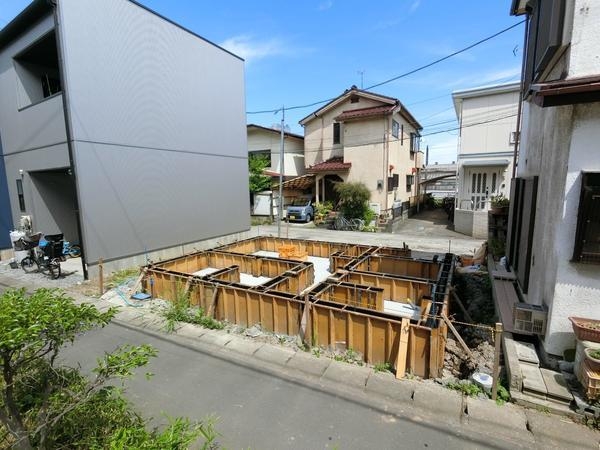 八潮市木曽根　新築一戸建て