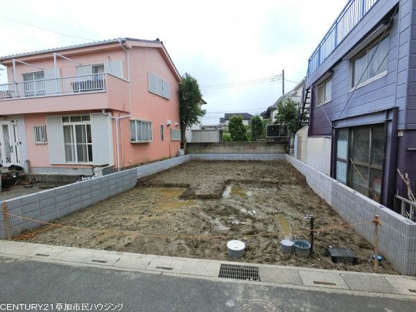 草加市新里町　新築一戸建て　8期