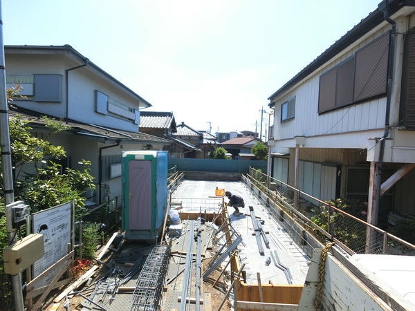 草加市長栄2丁目　新築一戸建て