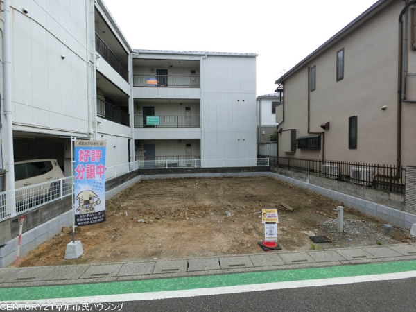 草加市氷川町　新築一戸建て