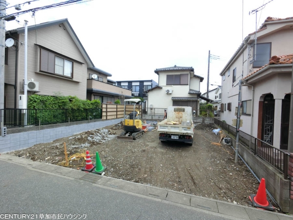 草加市弁天1丁目　新築一戸建て