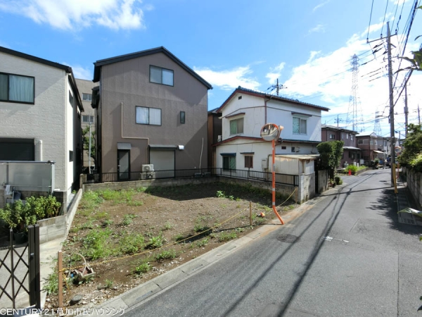 草加市新里町　新築一戸建て