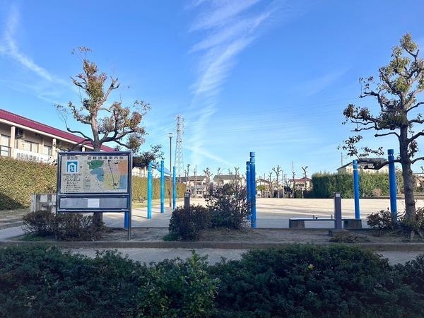 草加市西町の中古一戸建て
