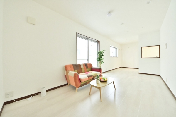 草加市西町の中古一戸建て