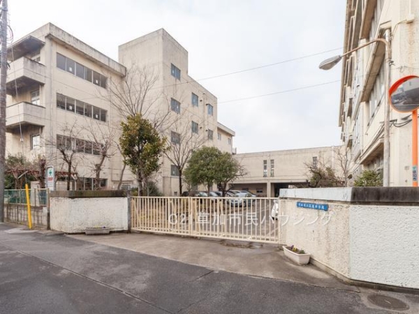 草加市草加５丁目の中古一戸建て(花栗中学校)