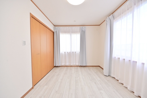 草加市草加５丁目の中古一戸建て