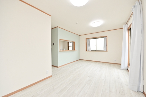 草加市草加５丁目の中古一戸建て
