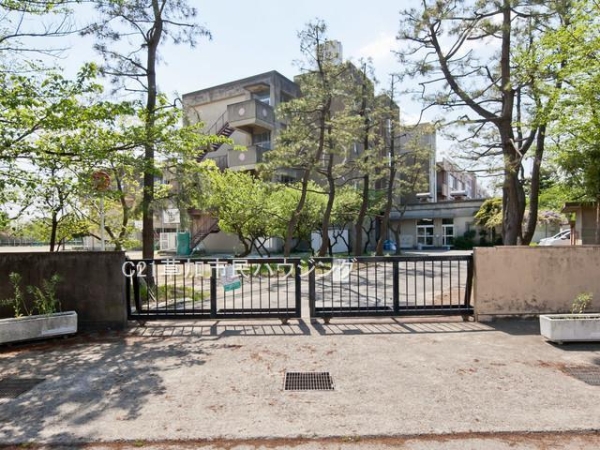 草加市青柳6丁目　新築一戸建て　35期(川柳中学校)