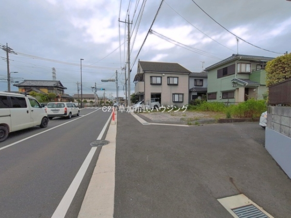 草加市青柳6丁目　新築一戸建て　35期