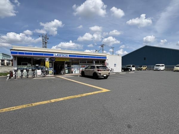草加市稲荷４丁目の中古一戸建て(ローソン　草加松江六丁目店)