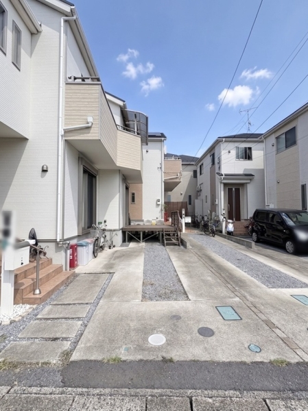 草加市稲荷４丁目の中古一戸建て