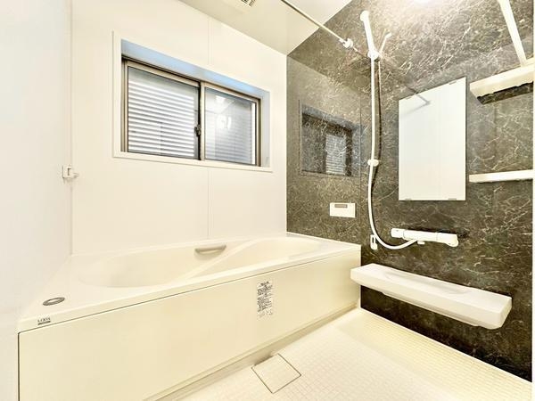 草加市瀬崎５丁目の中古一戸建て