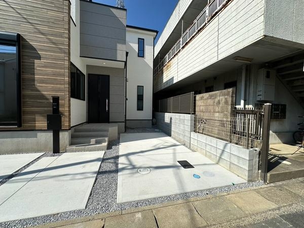 草加市谷塚仲町　新築一戸建て　5期