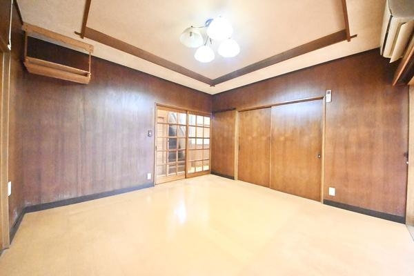 草加市弁天４丁目の中古一戸建て
