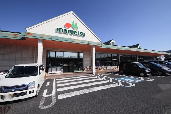 草加市八幡町　新築一戸建て　1期1号棟(マルエツ　草加八幡店)