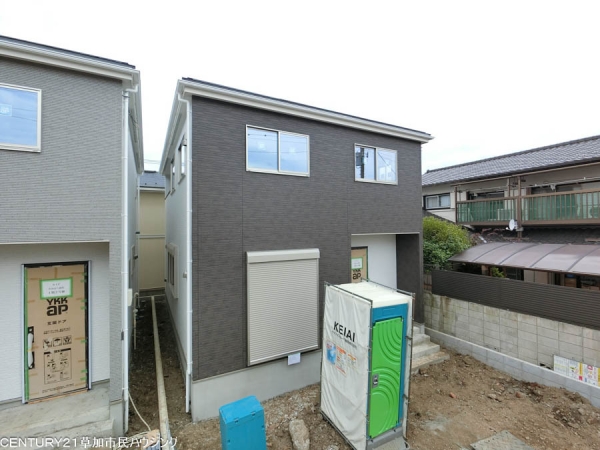 草加市八幡町　新築一戸建て　1期1号棟