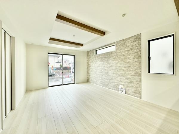 八潮市西袋　新築一戸建て　2期1号棟