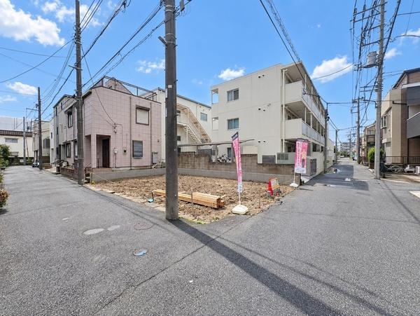 草加市八幡町　新築一戸建て