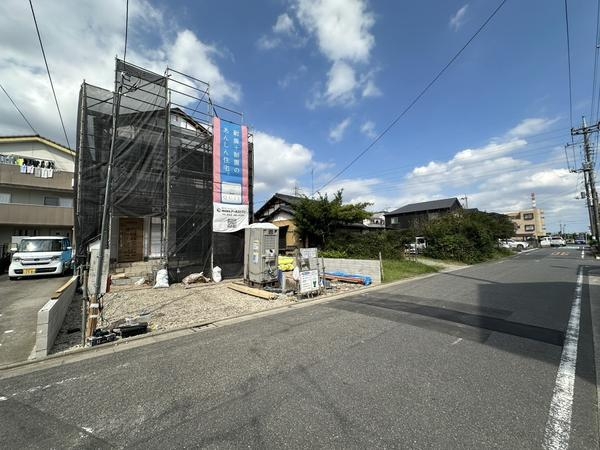 八潮市伊草1丁目　新築一戸建て　12期　　1号棟