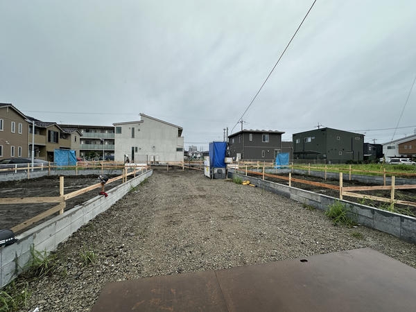 八潮市大原　新築一戸建て　1期2号棟