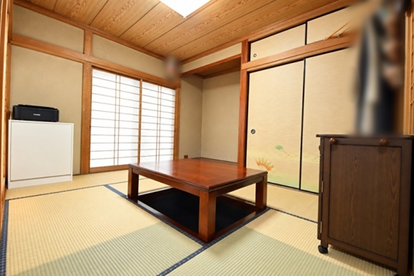 草加市苗塚町の中古一戸建て