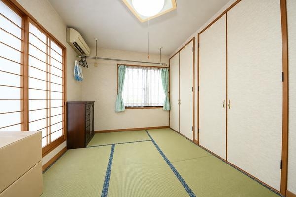 草加市苗塚町の中古一戸建て