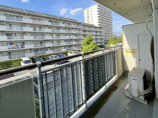グリーンアベニュー谷塚６号棟
