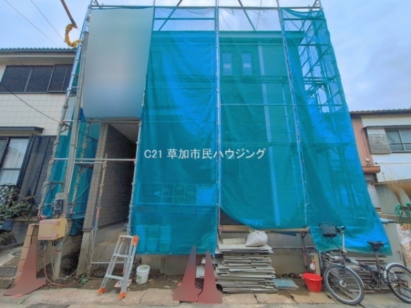 八潮市西袋　新築一戸建て