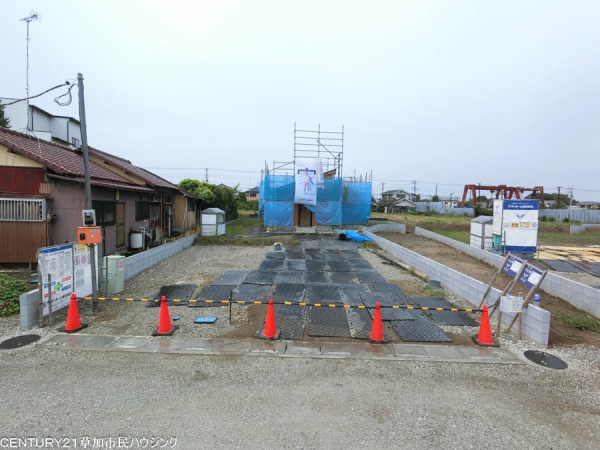 八潮市八條　新築一戸建て　3期2号棟
