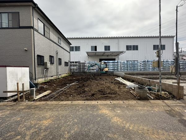 草加市青柳6丁目　新築一戸建て