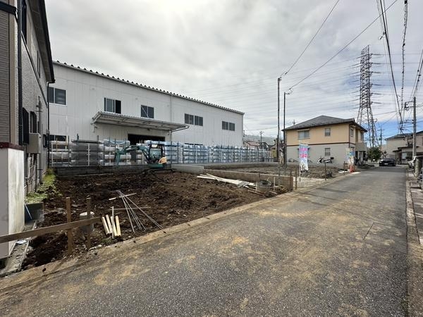 草加市青柳6丁目　新築一戸建て