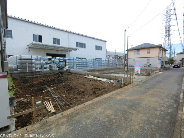 草加市青柳6丁目　新築一戸建て