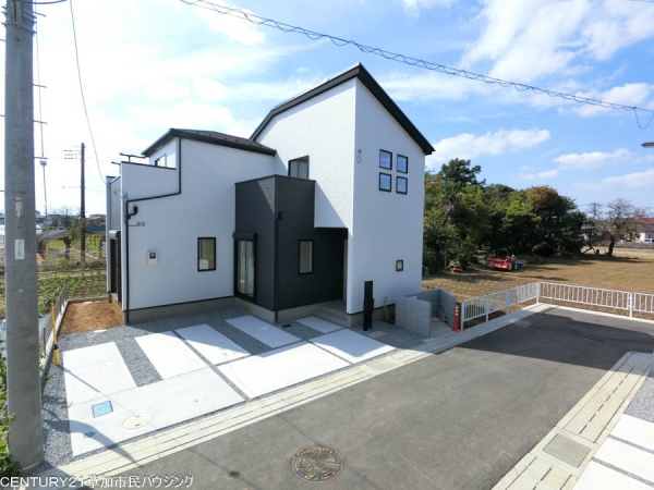 草加市八幡町　新築一戸建て　9期6号棟