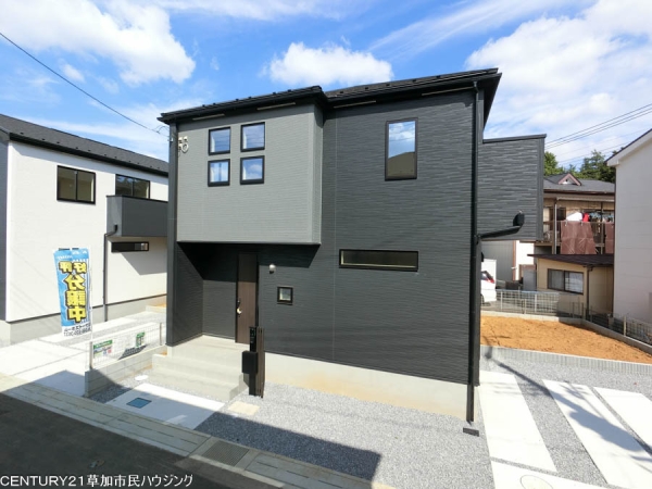 草加市八幡町　新築一戸建て　9期3号棟
