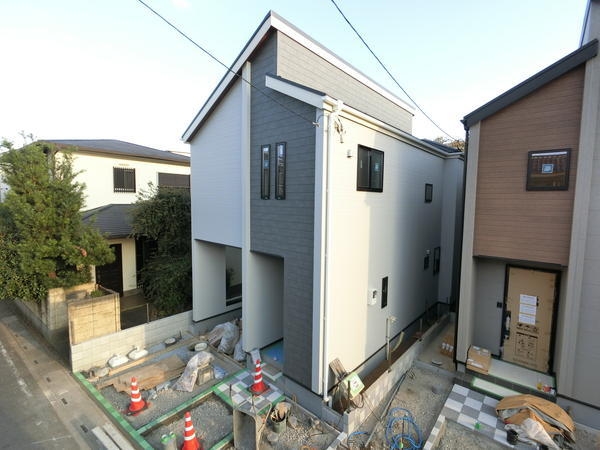 草加市北谷1丁目　新築一戸建て　4期2号棟
