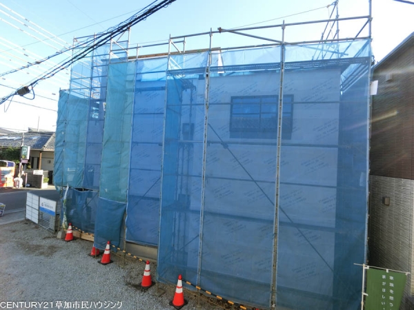 草加市花栗4丁目　新築一戸建て　3期