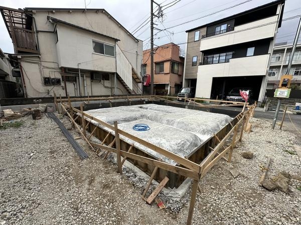 草加市松原4丁目　新築一戸建て　2期