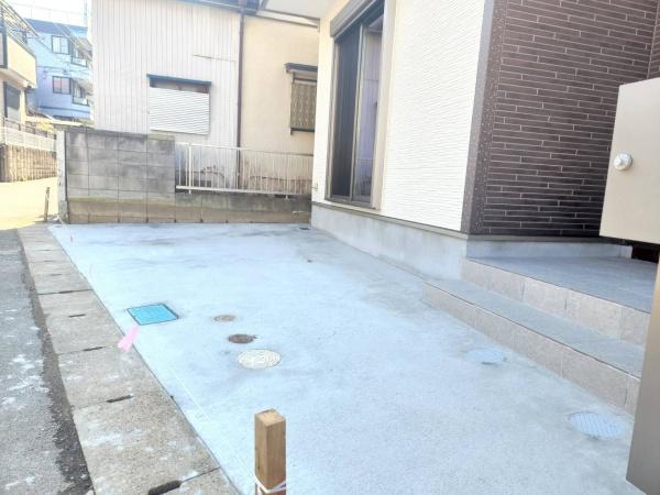 実籾駅歩3分,新築分譲でパーキング有る戸建