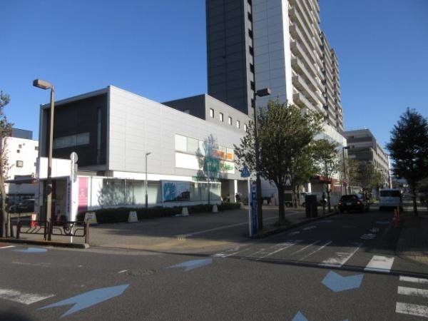 江戸川区上篠崎3丁目の中古一戸建て(篠崎駅西口入口(サミット・りそな銀行等))