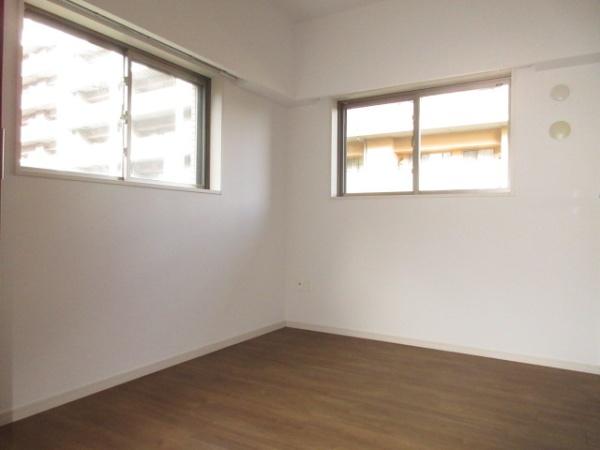 ユトリシア　四番街