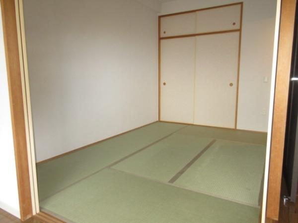 ユトリシア　四番街