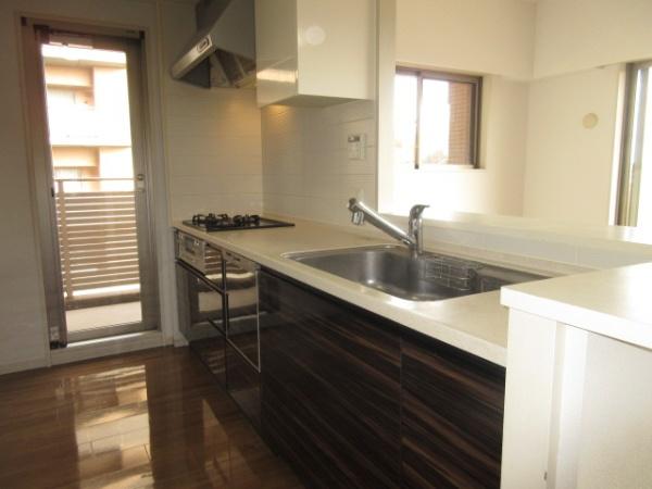 ユトリシア　四番街