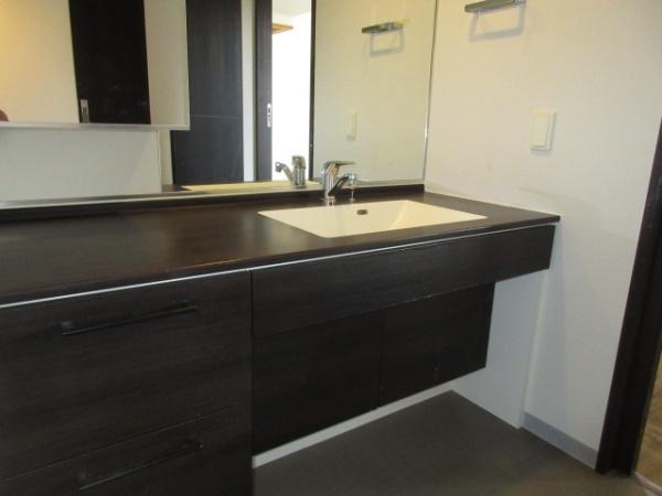 ユトリシア　四番街