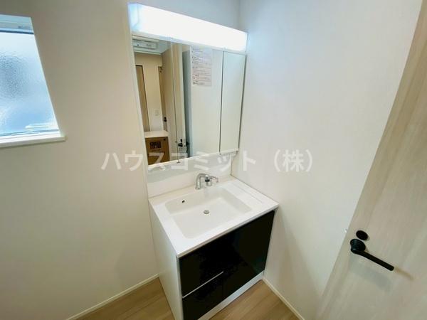 富里市七栄の新築一戸建