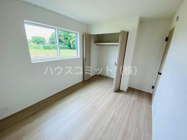 富里市七栄の新築一戸建