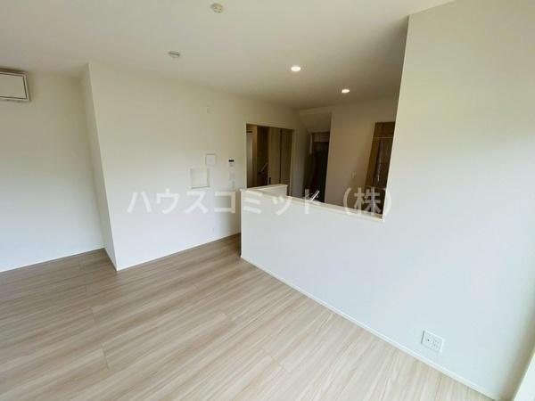 富里市七栄の新築一戸建