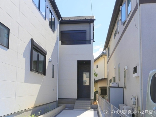 流山市美田の新築一戸建