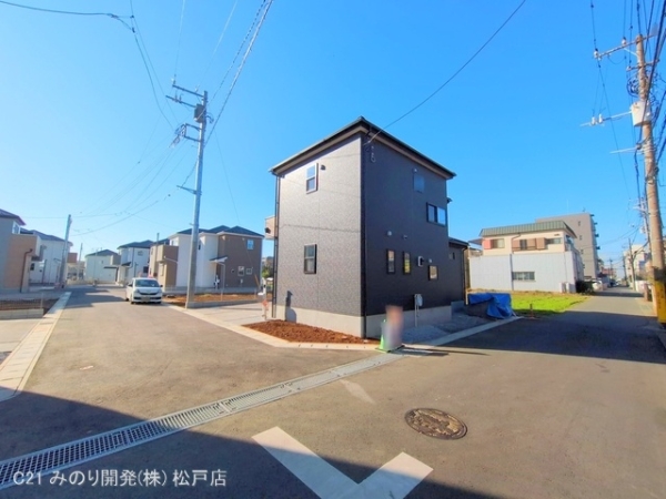 松戸市松飛台の新築一戸建